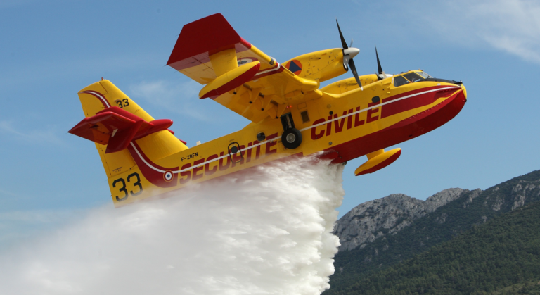 canadair-cl-415-featured